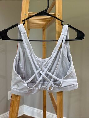 Lululemon Free To Be Sports Bra, Size 10